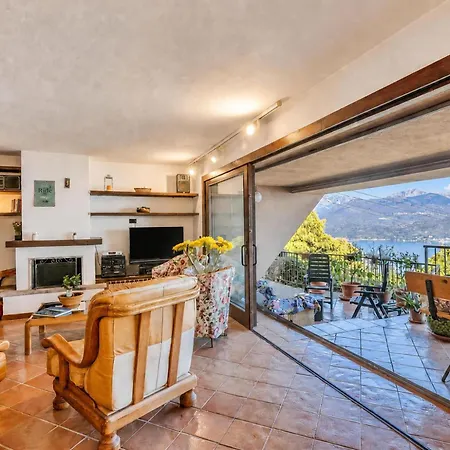 Isola Bella: Maggiore View Terrace In - Happy Appartement Stresa